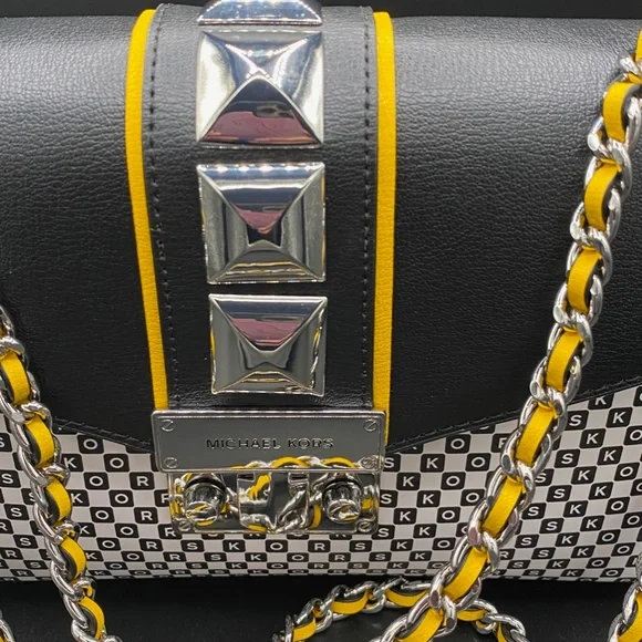 Michael Kors Rose MD Flap New York City Taxi Collection - Picture 4 of 6